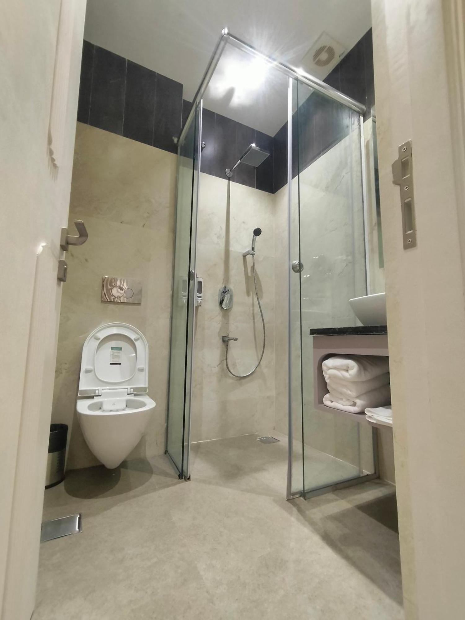 Hiraya Hotels Mohali Екстер'єр фото